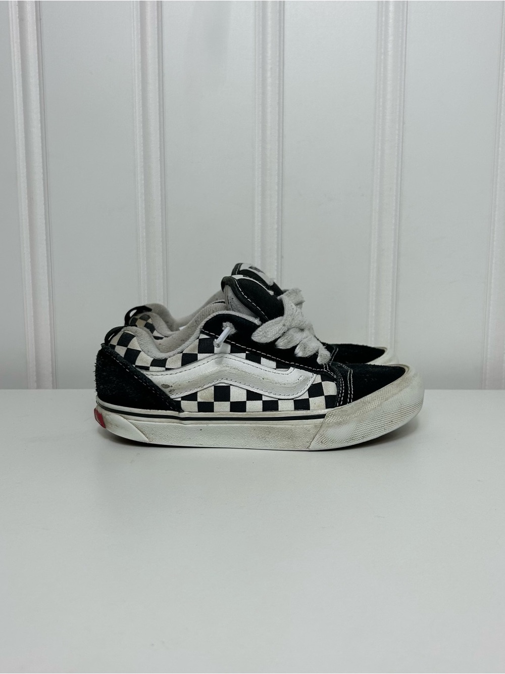 Vans knu skool checkerboard black white low lace suede canvas kids 1